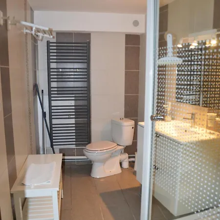 Apartament Le Jardin De Sasha Et La Noisette Équemauville