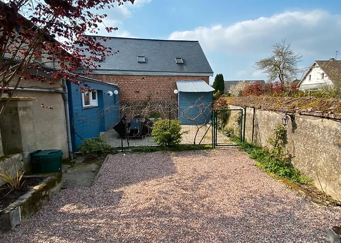 Le Jardin De Sasha Et La Noisette Apartment *